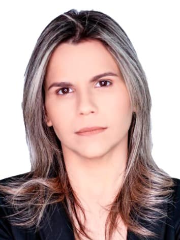 Clarissa Tércio 
